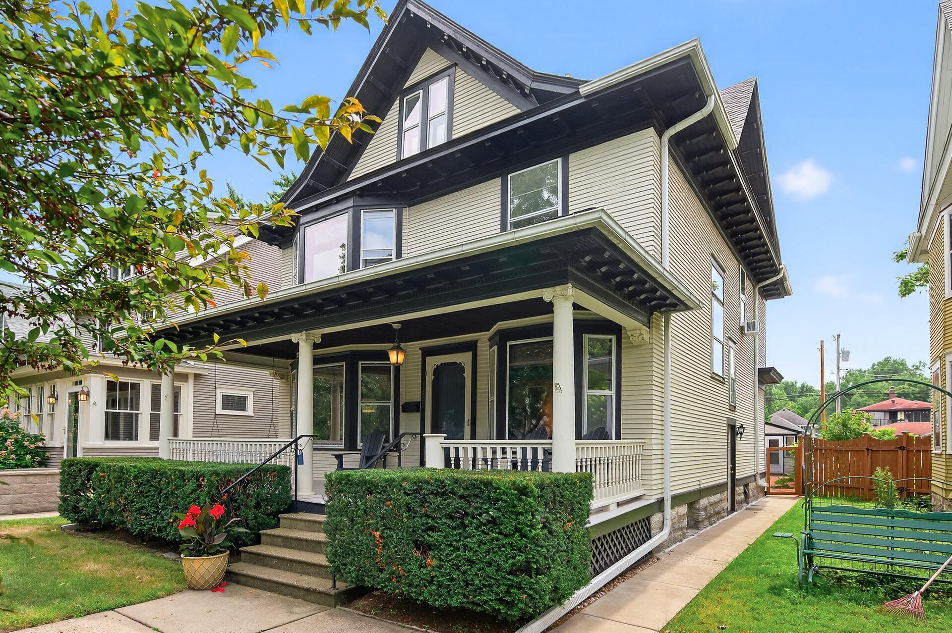 1200 Portland Avenue