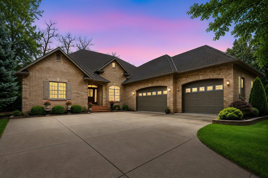 Photo of 1443 18th Avenue NW, Faribault, MN 55021 (MLS # 7094832)
