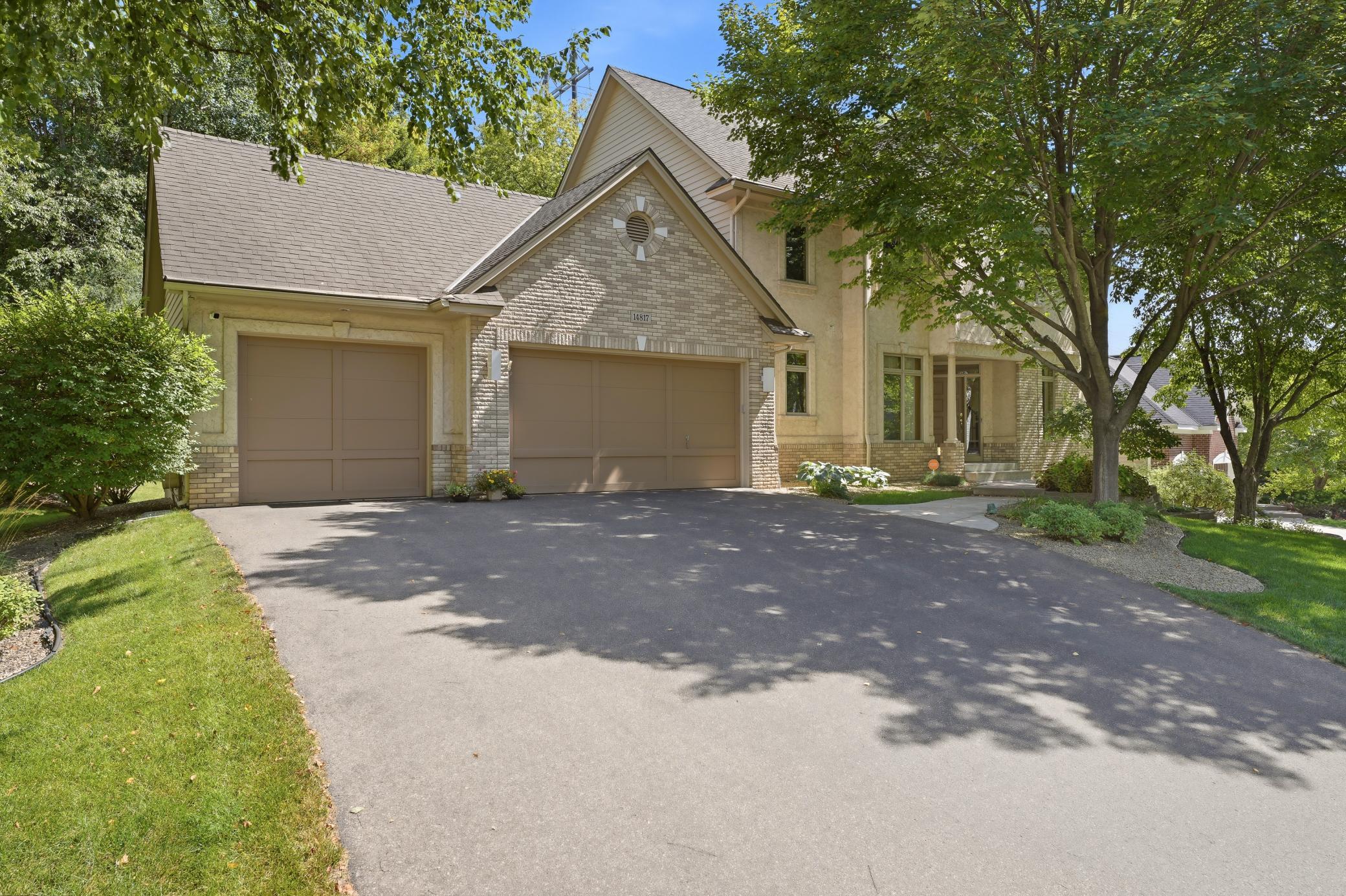14817 Summit Oaks Drive
