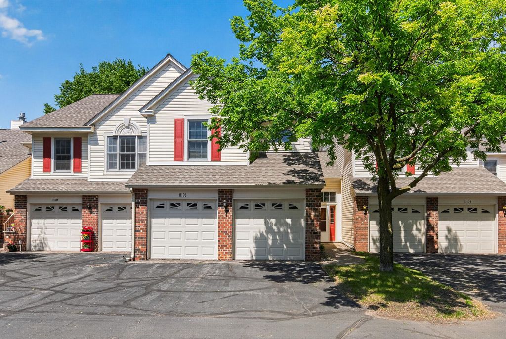 Photo of 11106 Oregon Avenue S, Bloomington, MN 55438 (MLS # 7079124)