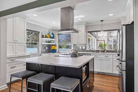 Photo of 5311 Saint Croix Avenue N, Golden Valley, MN 55422 (MLS # 7052457)