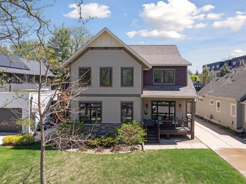 4243 Vincent Avenue S Minneapolis MN 55410