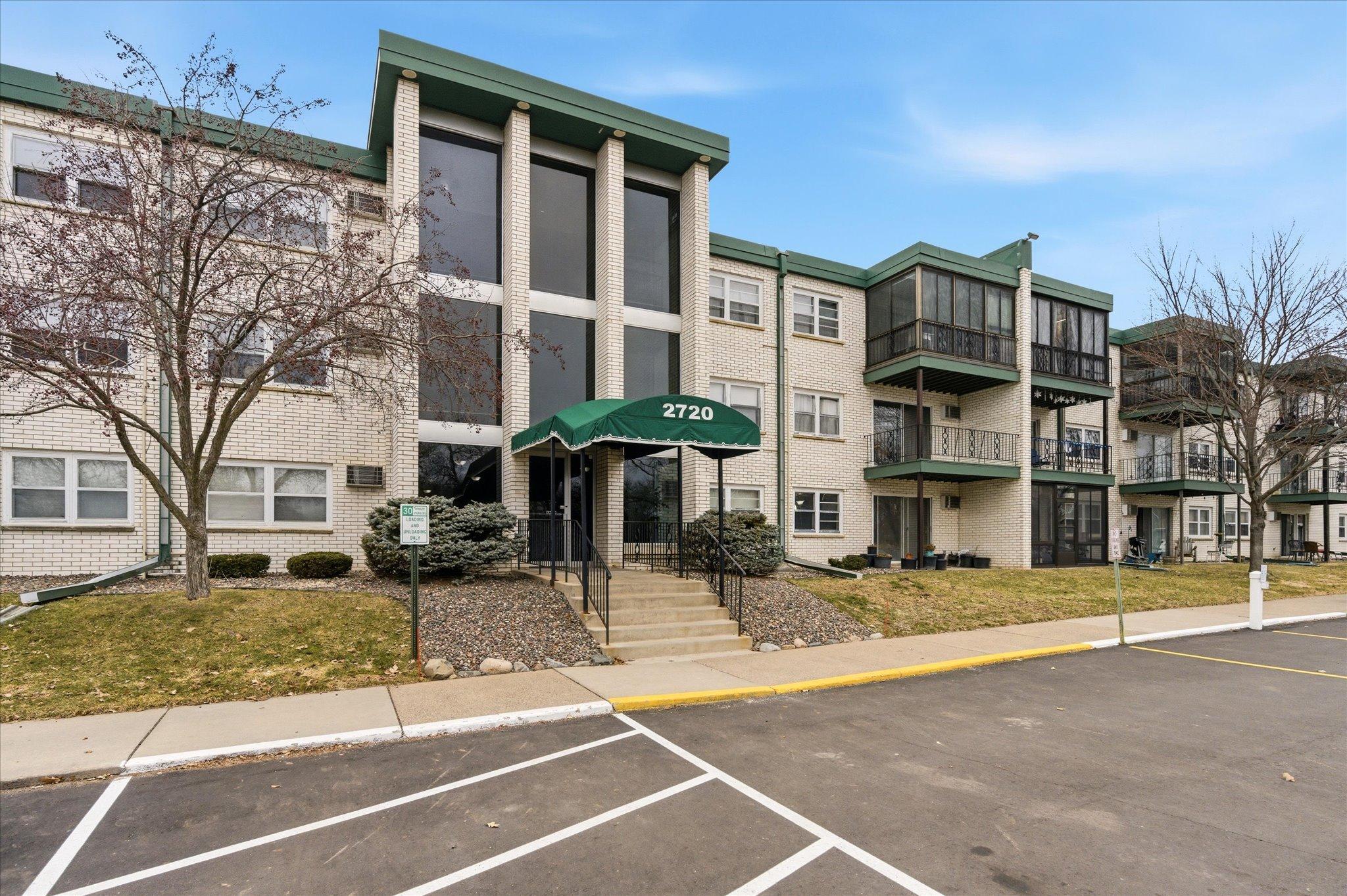2720 Dale Street N C114