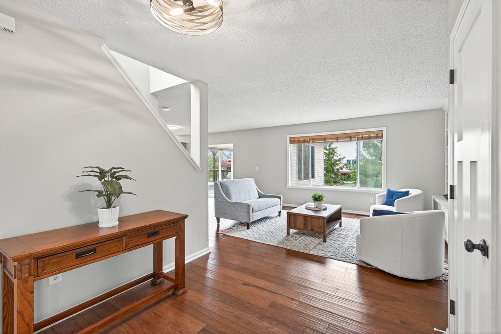 Photo of 933 Basenji Curve, Shakopee, MN 55379 (MLS # 7023270)