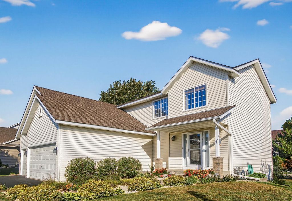 Photo of 933 Basenji Curve, Shakopee, MN 55379 (MLS # 7023270)