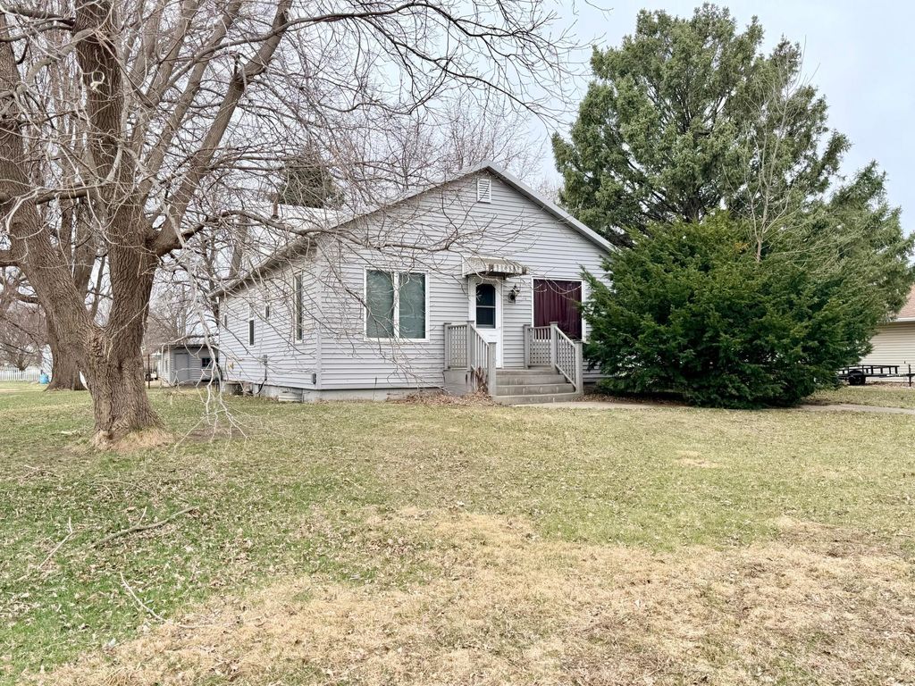 Photo of 313 8th Street, Brewster, MN 56119 (MLS # 7045474)