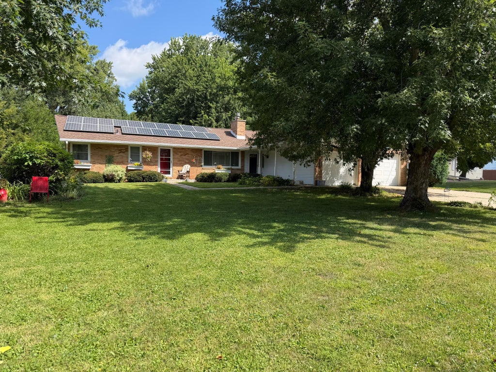 Photo of 2035 19th Street NW, Rochester, MN 55901 (MLS # 7131728)