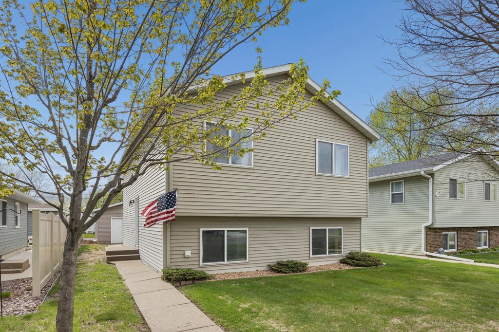 Photo of 1043 35th Avenue N, Saint Cloud, MN 56303 (MLS # 7031781)