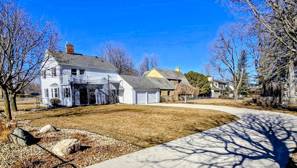 Photo of 831 4th Avenue SW, Pipestone, MN 56164 (MLS # 7027672)