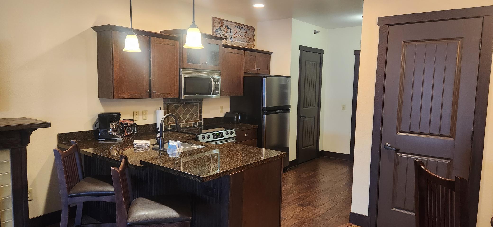 502 Cleveland 2203