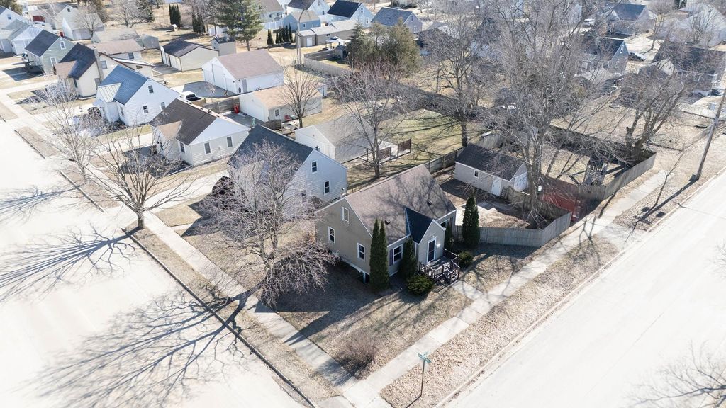 Photo of 101 20th Street SE, Austin, MN 55912 (MLS # 7019398)