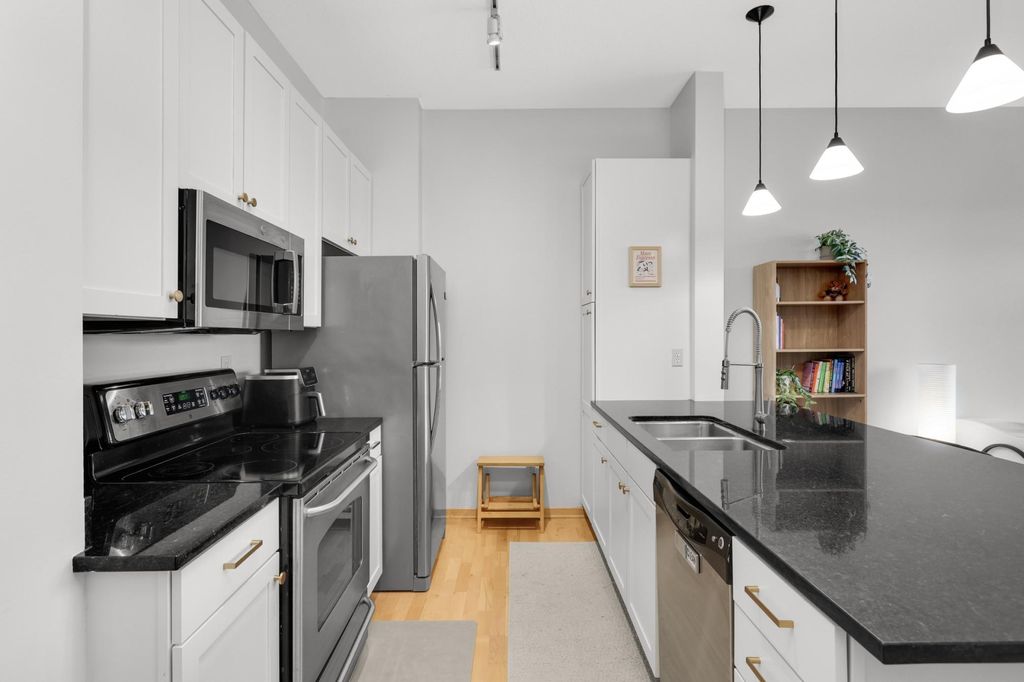 Photo of 4525 Park Commons Drive #403, Saint Louis Park, MN 55416 (MLS # 7001055)