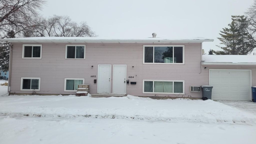 Photo of 1602 6th Avenue N, Moorhead, MN 56560 (MLS # 6825555)