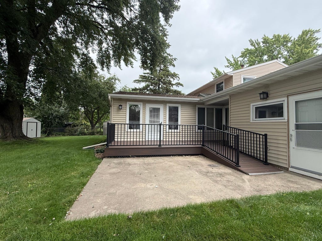 Photo of 1535 8th Avenue SE, Rochester, MN 55904 (MLS # 7122038)