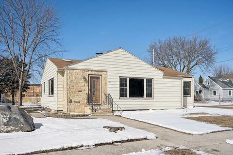 Photo of 964 3rd Street, Granite Falls, MN 56241 (MLS # 7014707)
