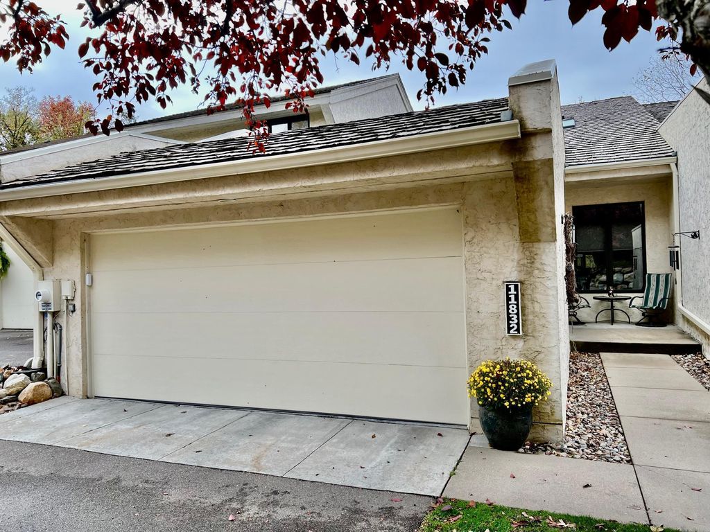 Photo of 11832 Bren Road, Hopkins, MN 55343 (MLS # 7014214)