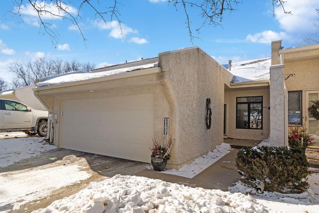 Photo of 11832 Bren Road, Hopkins, MN 55343 (MLS # 7014214)