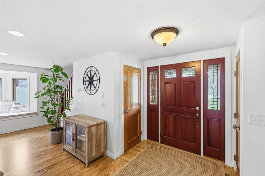 Photo of 811 Montrose Boulevard, Buffalo, MN 55313 (MLS # 7071327)