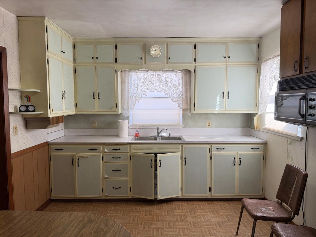 Photo of 213 7th Avenue SE, Elbow Lake, MN 56531 (MLS # 7013631)