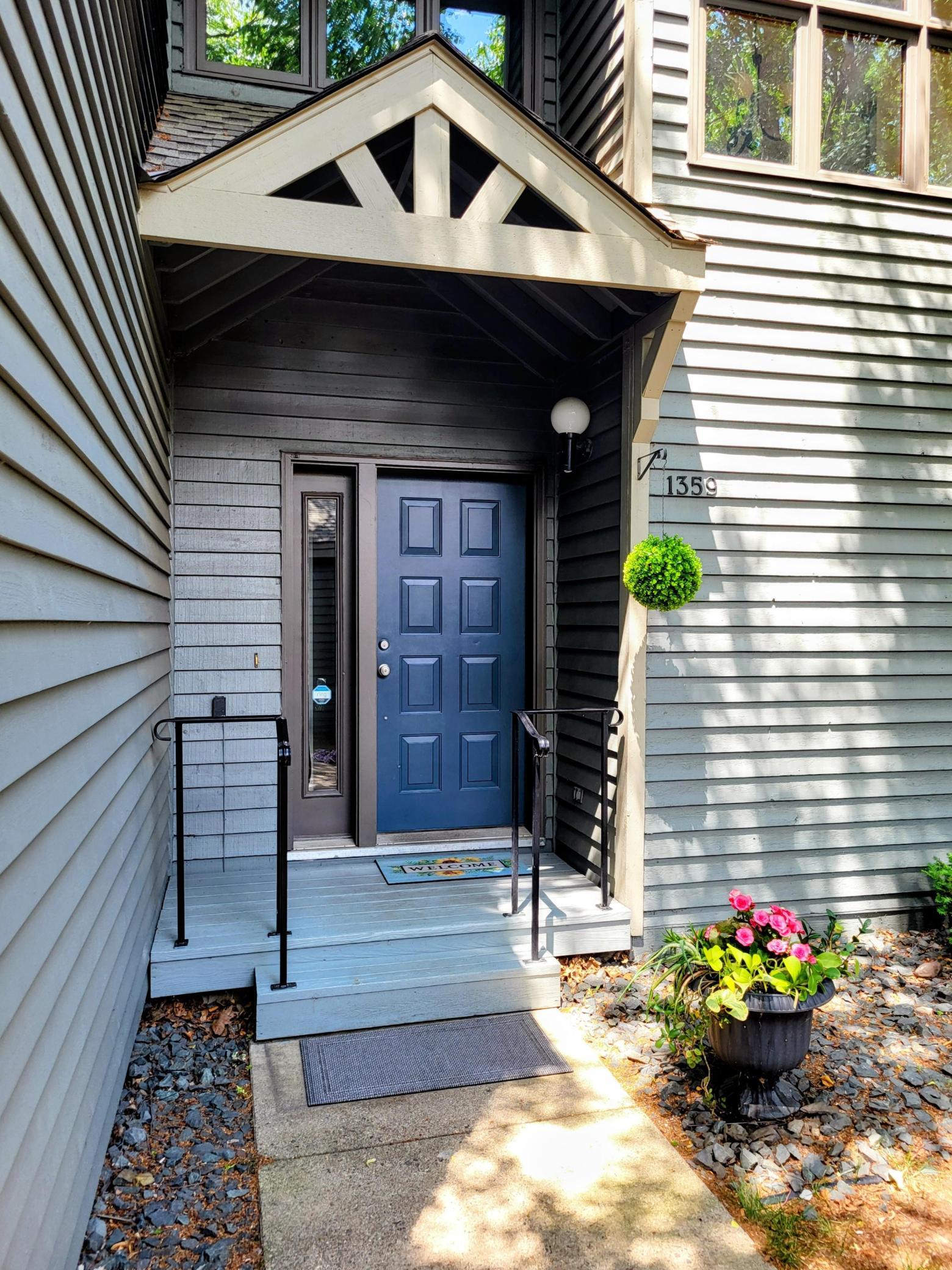 1359 Spencer Road W 1359