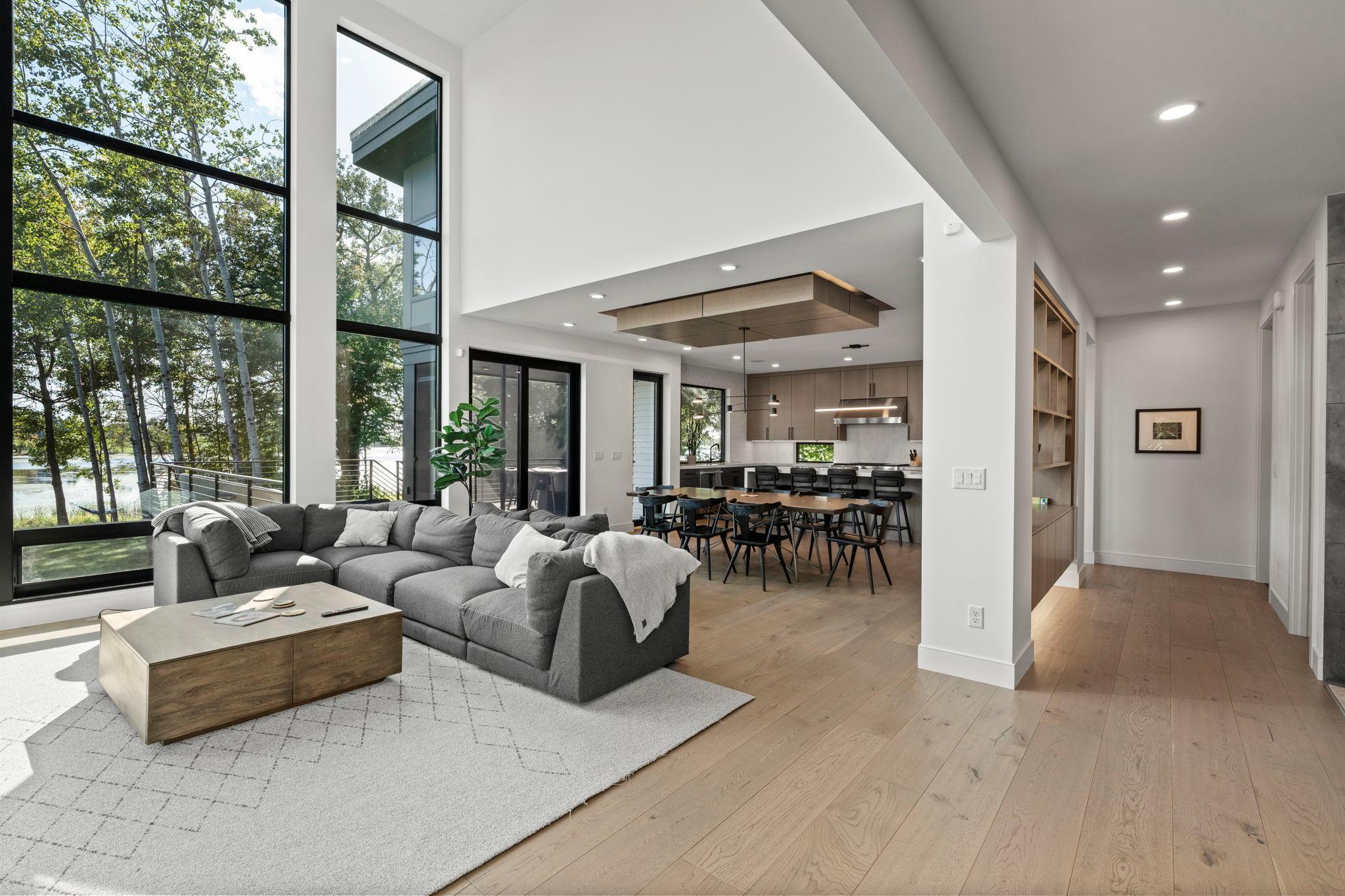 Shakopee, Minnesota, 55379, United States, 5 Bedrooms Bedrooms, ,5 BathroomsBathrooms,Residential,Active,2025221