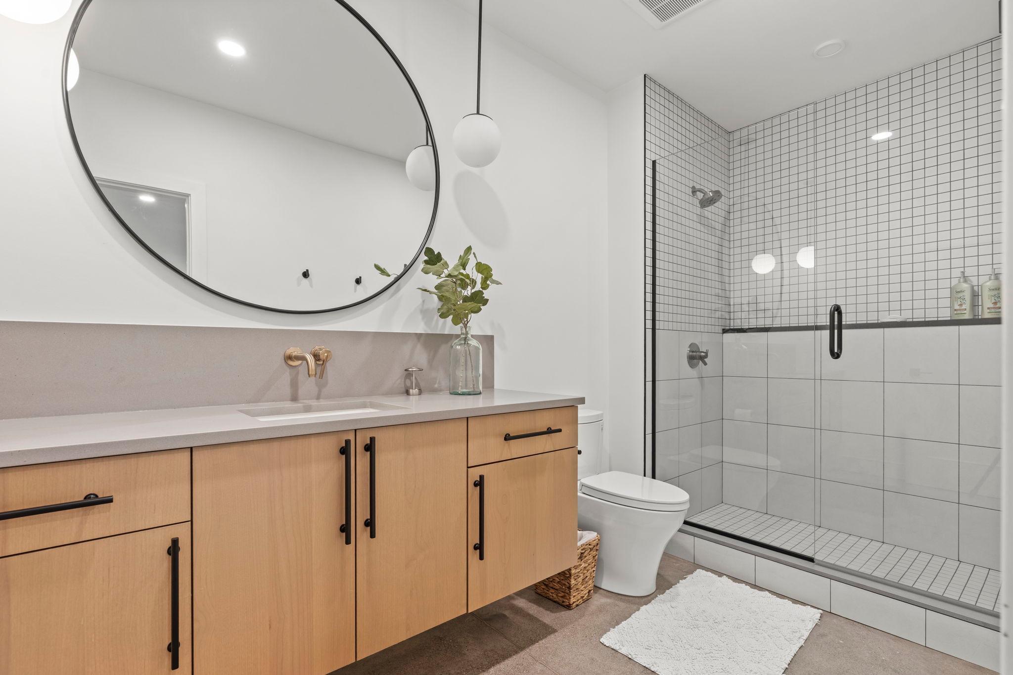 Shakopee, Minnesota, 55379, United States, 5 Bedrooms Bedrooms, ,5 BathroomsBathrooms,Residential,Active,2025221