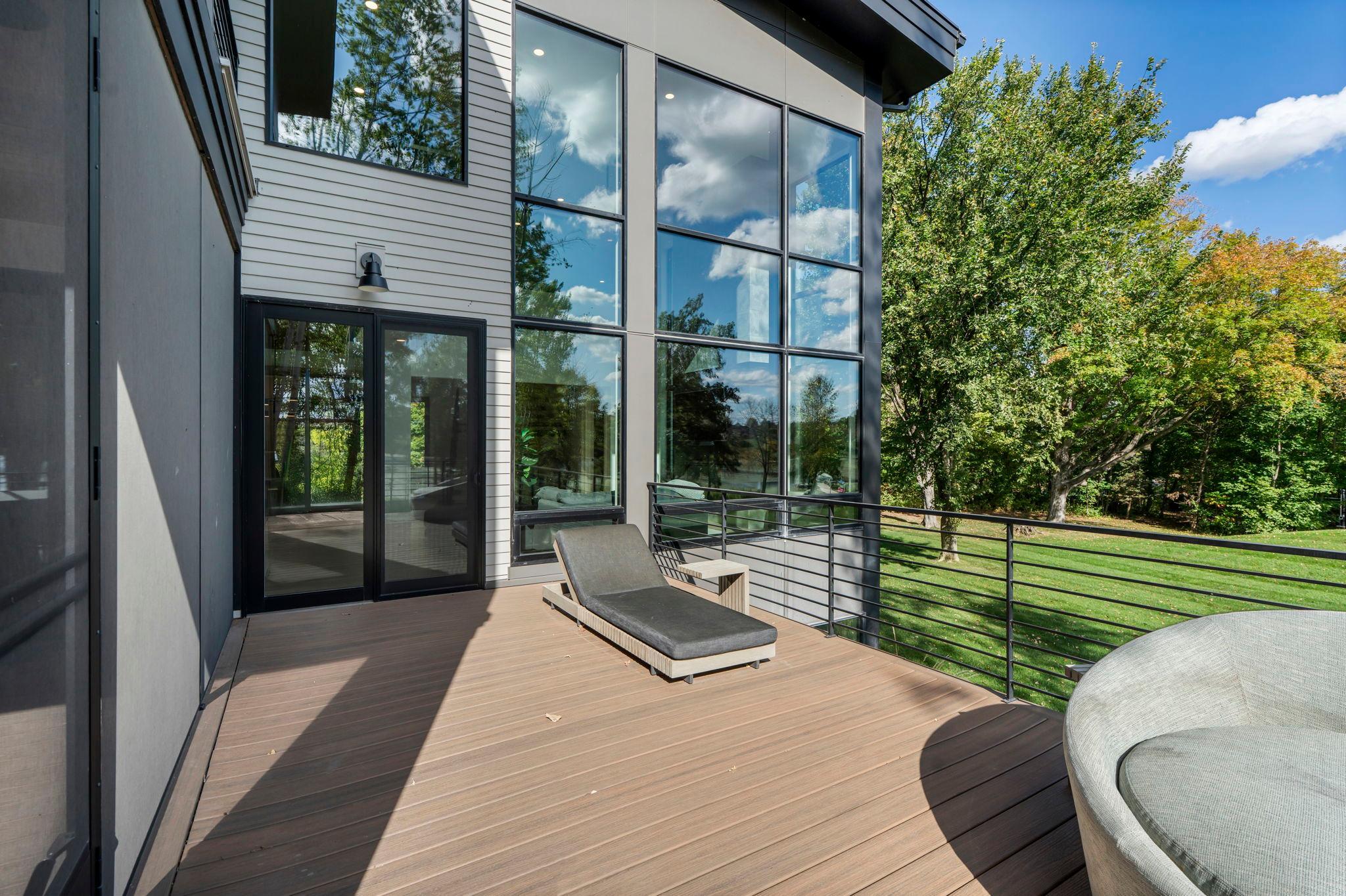 Shakopee, Minnesota, 55379, United States, 5 Bedrooms Bedrooms, ,5 BathroomsBathrooms,Residential,Active,2025221