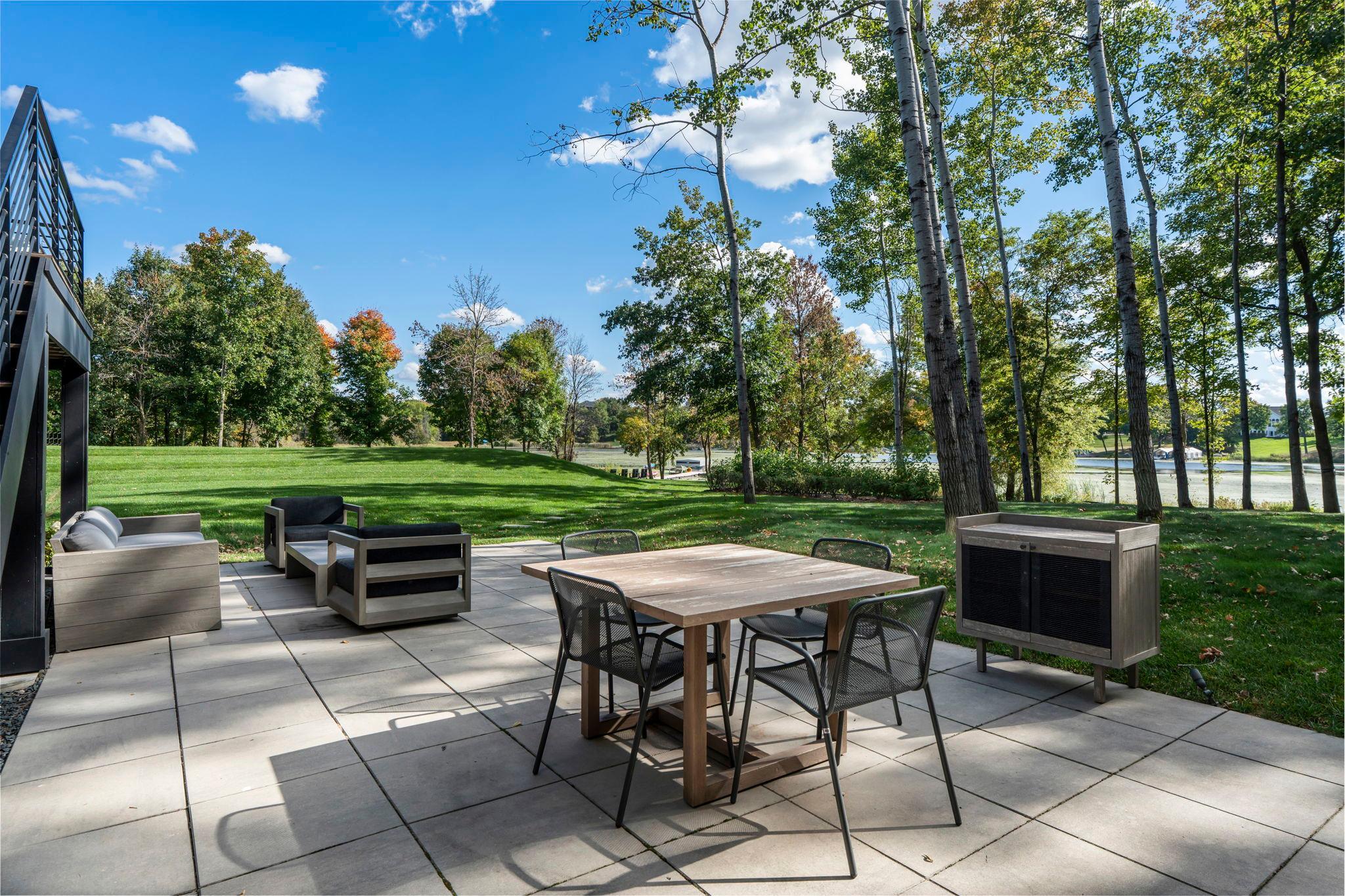 Shakopee, Minnesota, 55379, United States, 5 Bedrooms Bedrooms, ,5 BathroomsBathrooms,Residential,Active,2025221