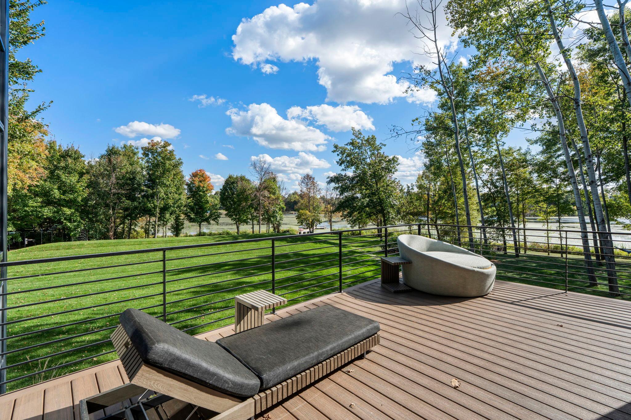 Shakopee, Minnesota, 55379, United States, 5 Bedrooms Bedrooms, ,5 BathroomsBathrooms,Residential,Active,2025221