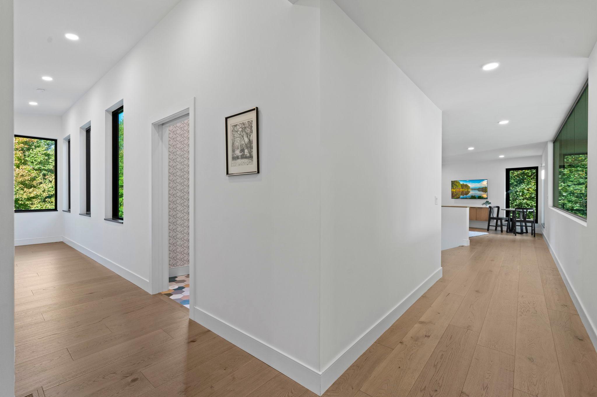 Shakopee, Minnesota, 55379, United States, 5 Bedrooms Bedrooms, ,5 BathroomsBathrooms,Residential,Active,2025221