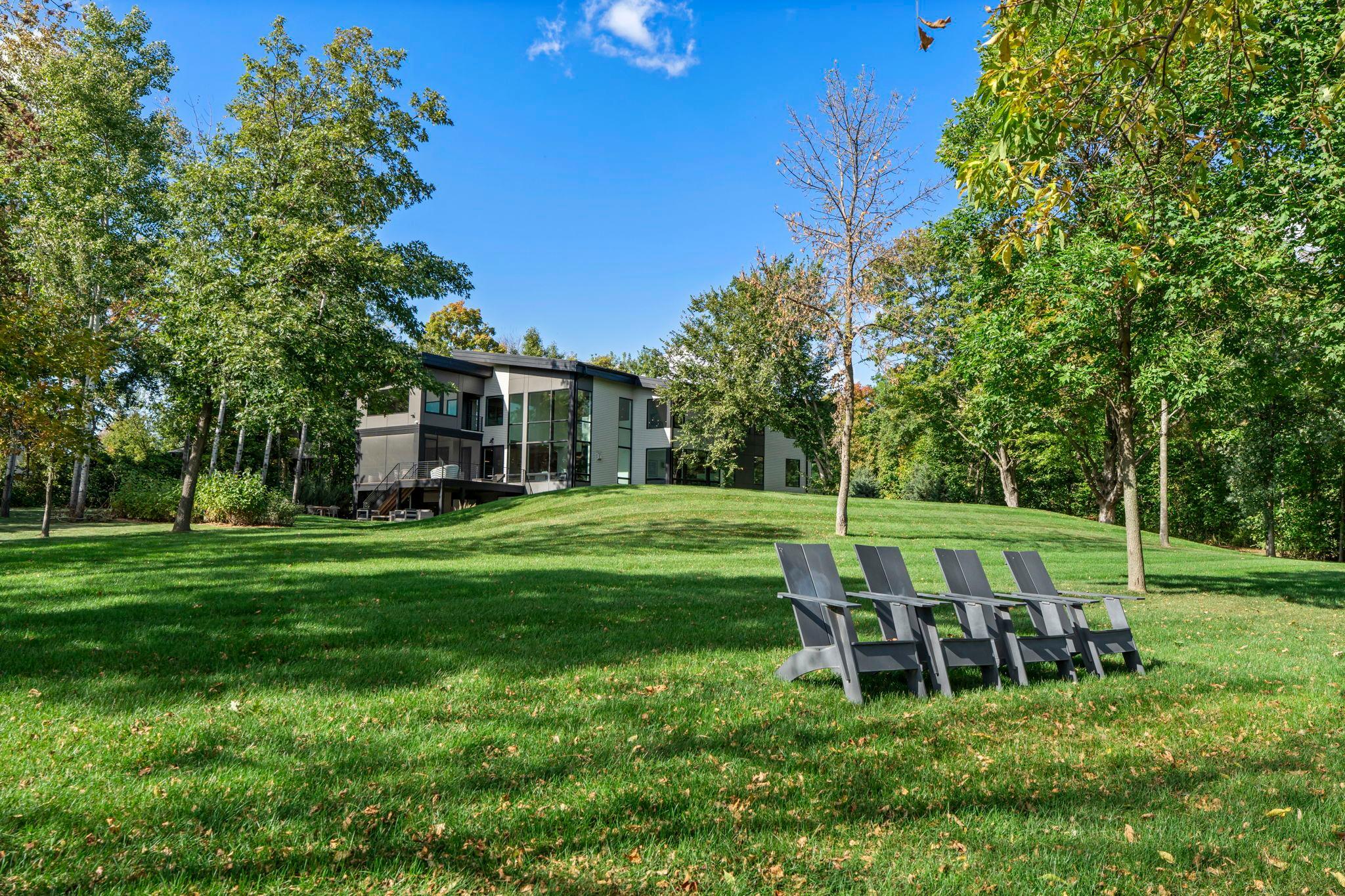Shakopee, Minnesota, 55379, United States, 5 Bedrooms Bedrooms, ,5 BathroomsBathrooms,Residential,Active,2025221