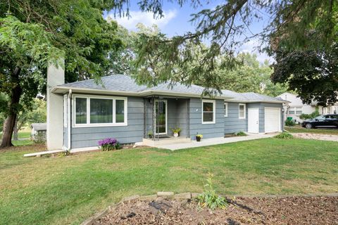 Photo of 120 Ridge Road, Albert Lea, MN 56007 (MLS # 6800971)