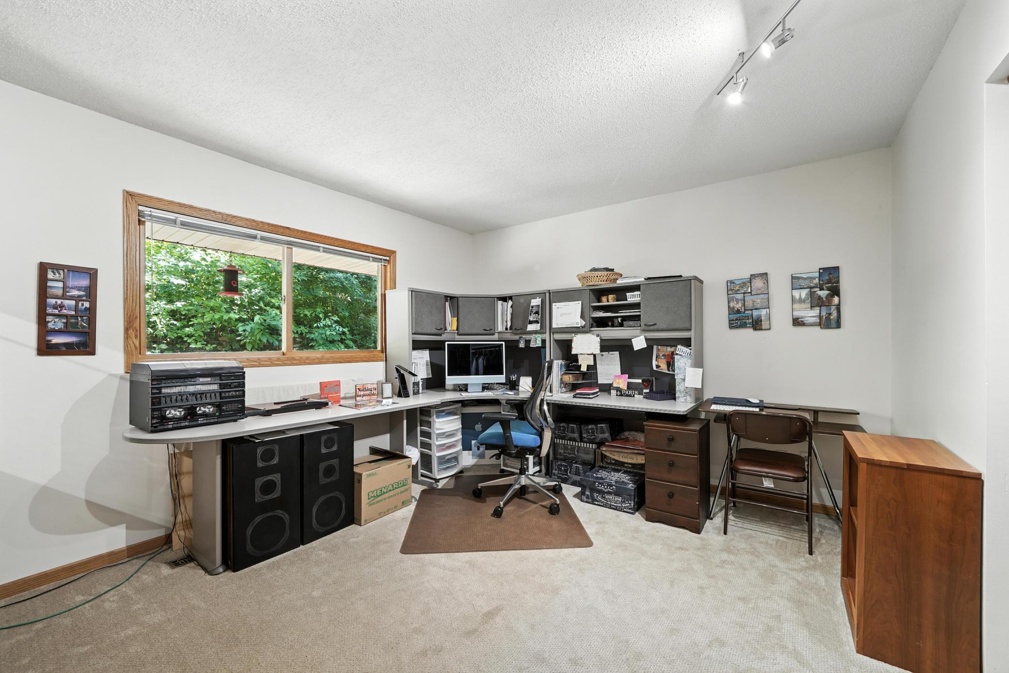 Wayzata, Minnesota, 55391, United States, 4 Bedrooms Bedrooms, ,3 BathroomsBathrooms,Residential,Active,2022326