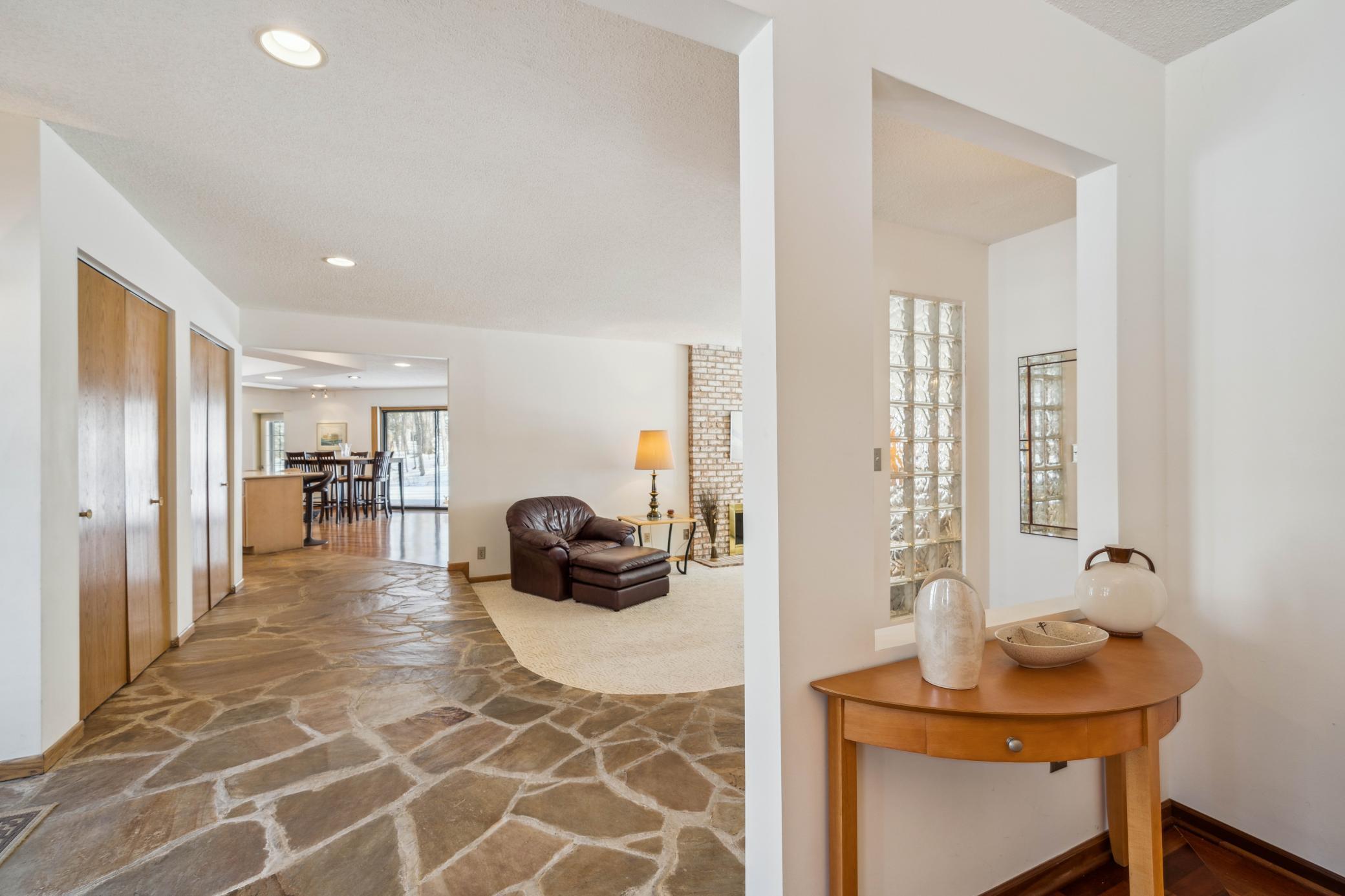Wayzata, Minnesota, 55391, United States, 4 Bedrooms Bedrooms, ,3 BathroomsBathrooms,Residential,Active,2022326