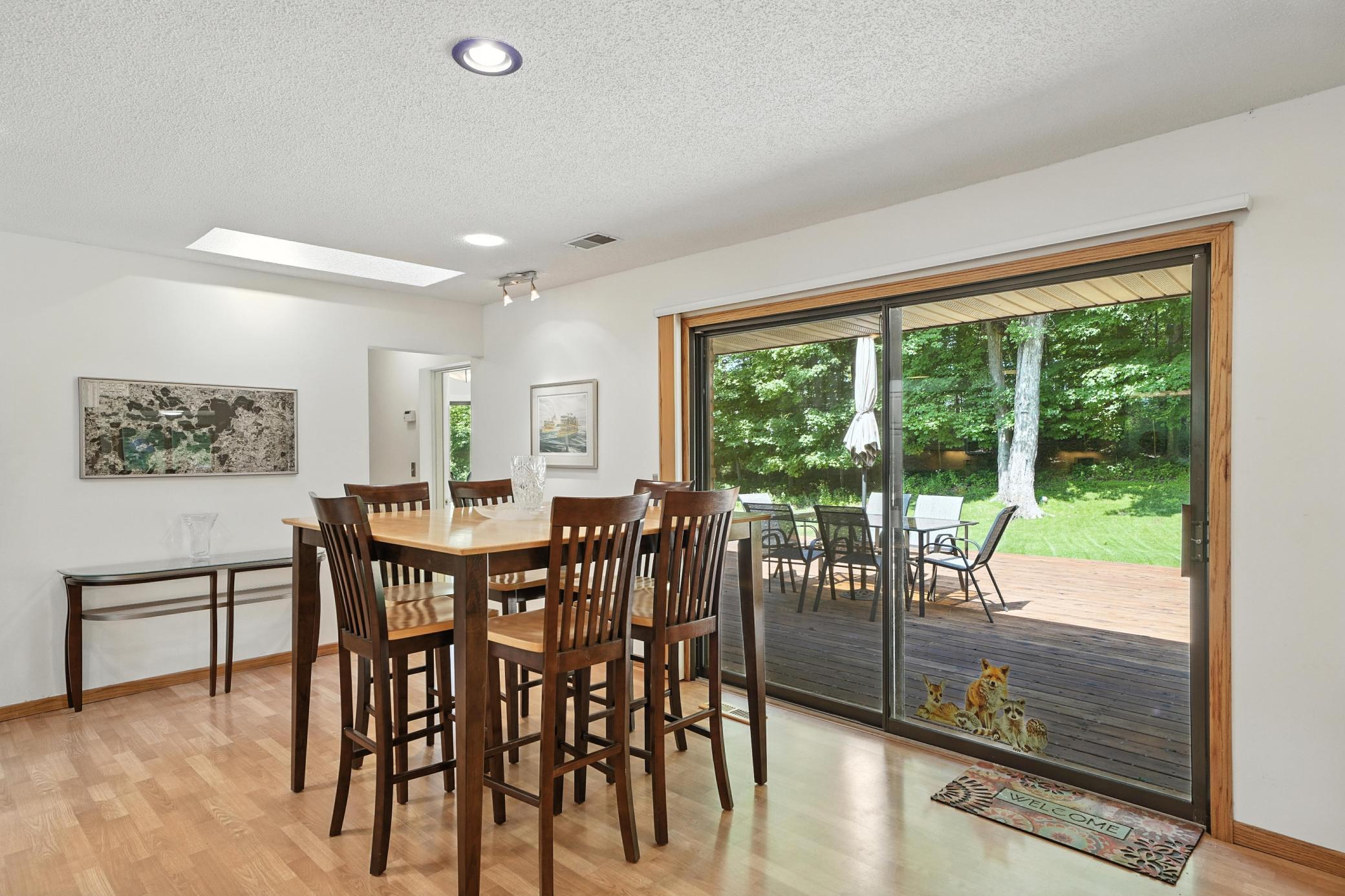 Wayzata, Minnesota, 55391, United States, 4 Bedrooms Bedrooms, ,3 BathroomsBathrooms,Residential,Active,2022326