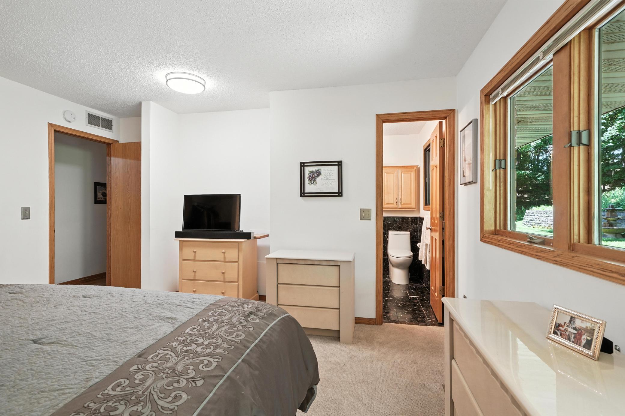 Wayzata, Minnesota, 55391, United States, 4 Bedrooms Bedrooms, ,3 BathroomsBathrooms,Residential,Active,2022326