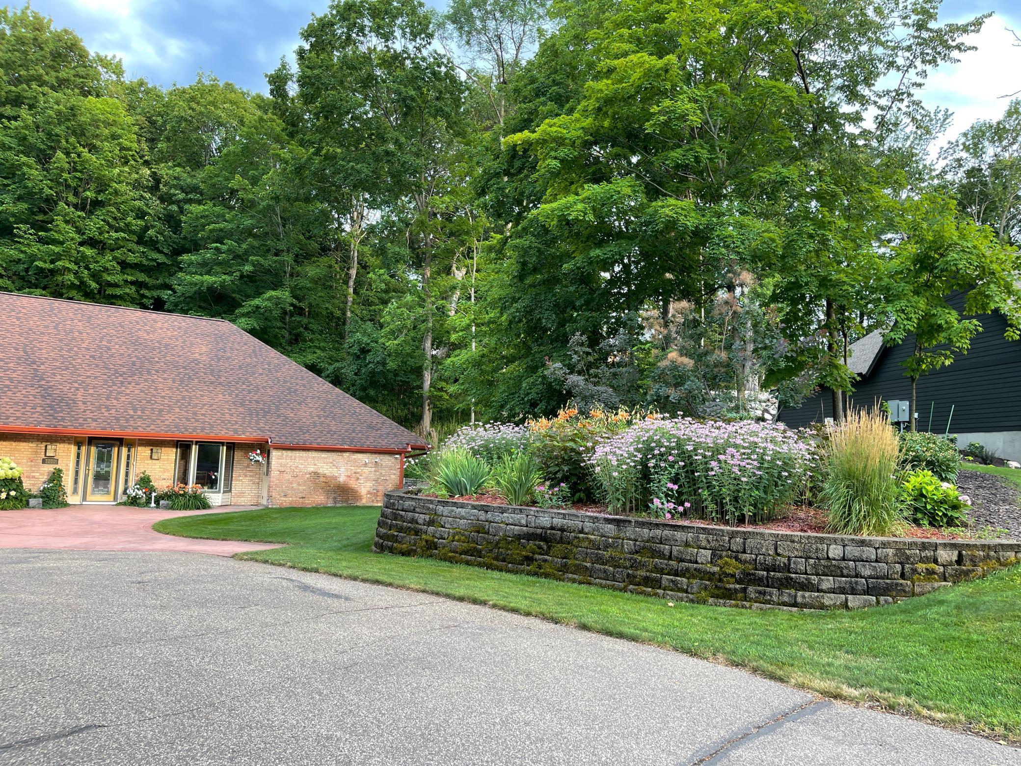 Wayzata, Minnesota, 55391, United States, 4 Bedrooms Bedrooms, ,3 BathroomsBathrooms,Residential,Active,2022326