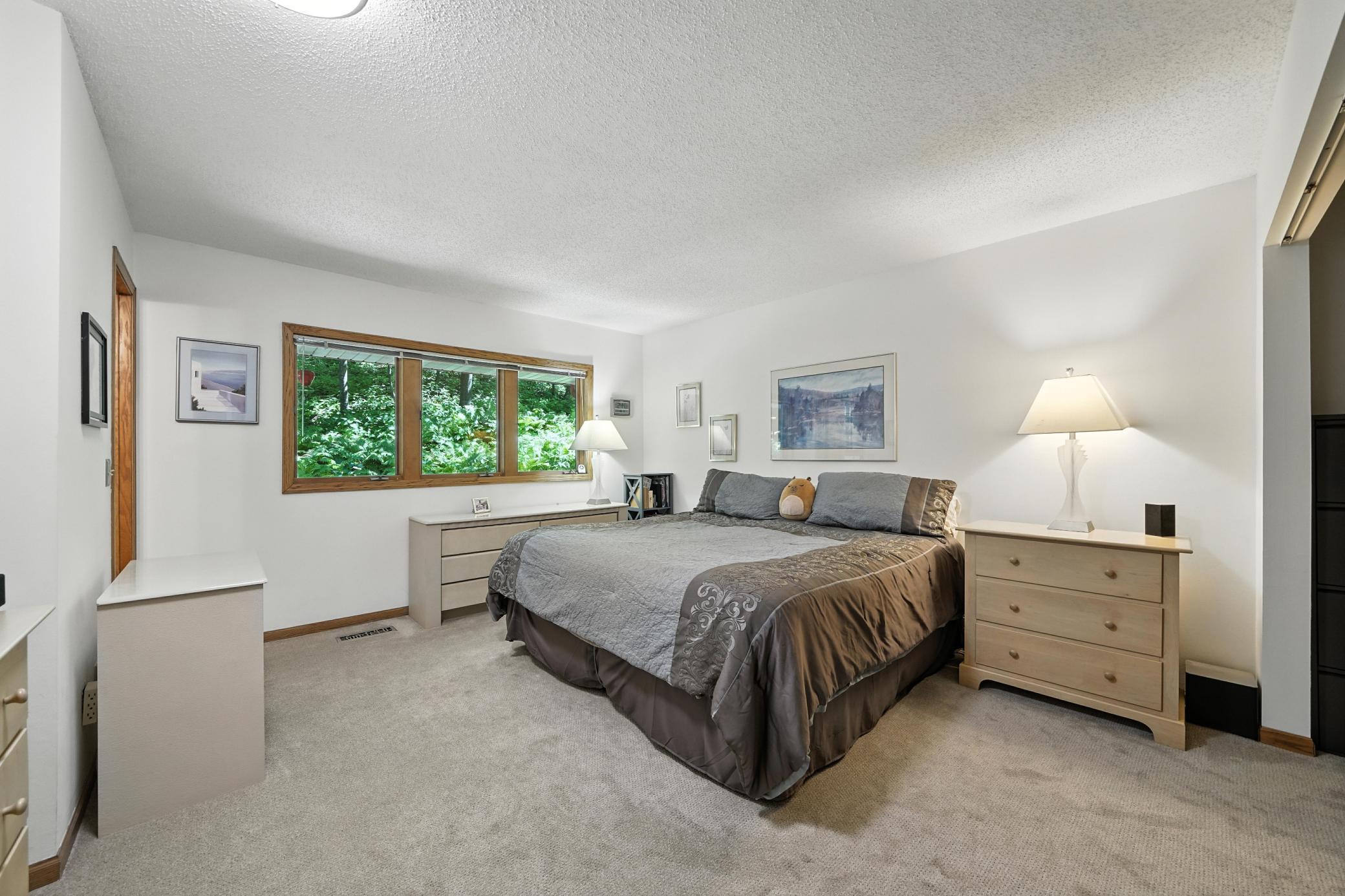 Wayzata, Minnesota, 55391, United States, 4 Bedrooms Bedrooms, ,3 BathroomsBathrooms,Residential,Active,2022326