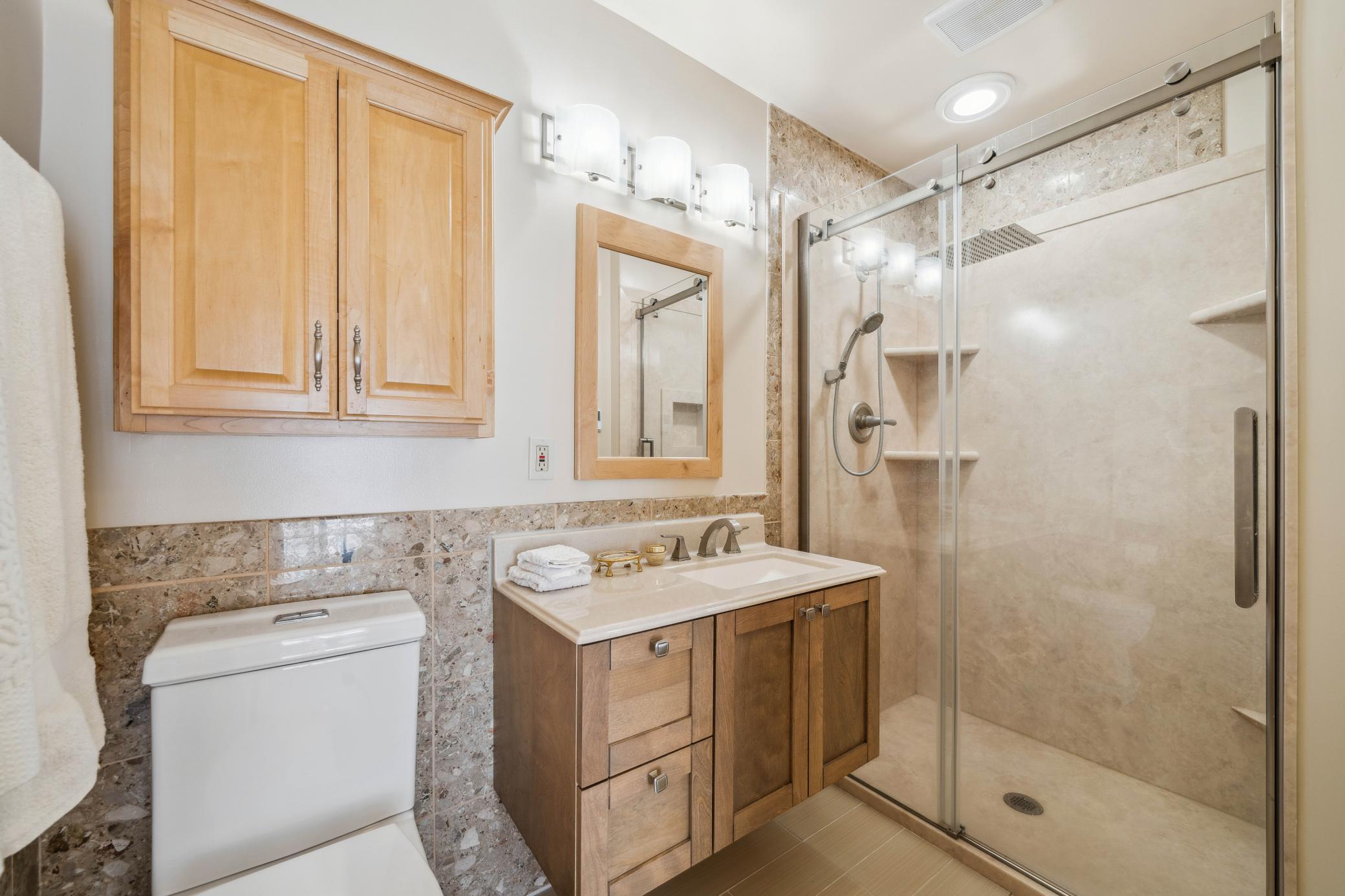 Wayzata, Minnesota, 55391, United States, 4 Bedrooms Bedrooms, ,3 BathroomsBathrooms,Residential,Active,2022326