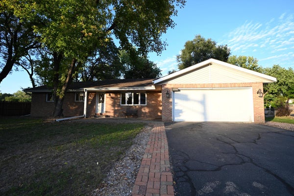 13201 IRVING AVE S, BURNSVILLE, MN 55337 - Image 78f78ccd94fdea6c32ea3b9d7e78d64a/944274167