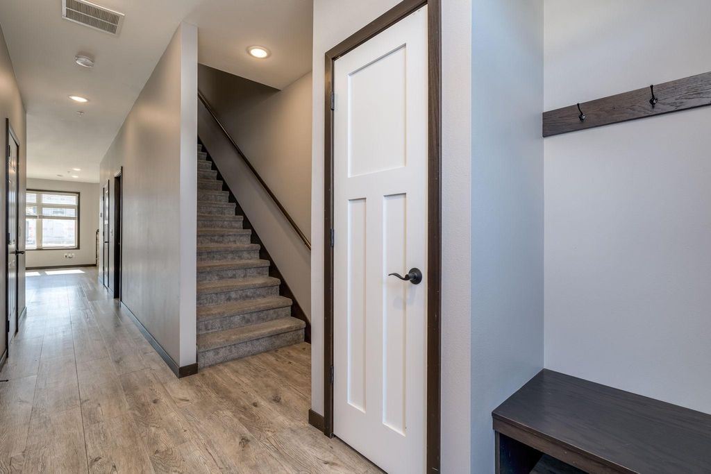 Photo of 405 Prairie Rose Trail, Mankato, MN 56001 (MLS # 7028292)