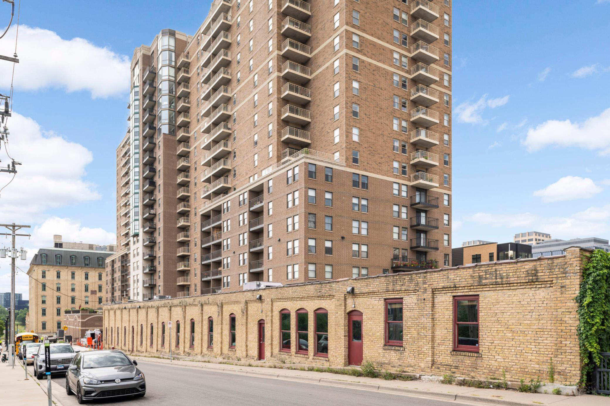 401 S 1st Street 1116