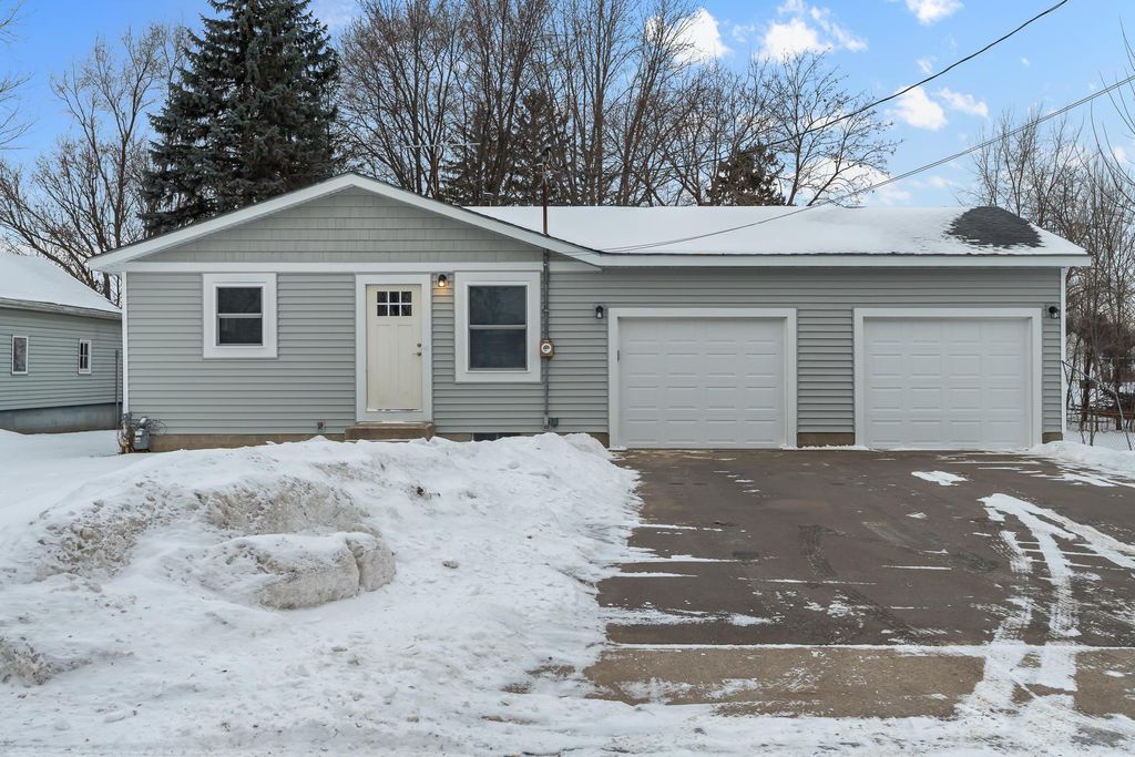 Photo of 1621 4th Avenue, Newport, MN 55055 (MLS # 7009394)