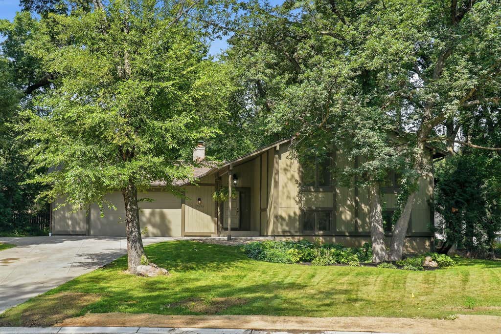 Photo of 17695 Italy Path, Lakeville, MN 55044 (MLS # 7092667)