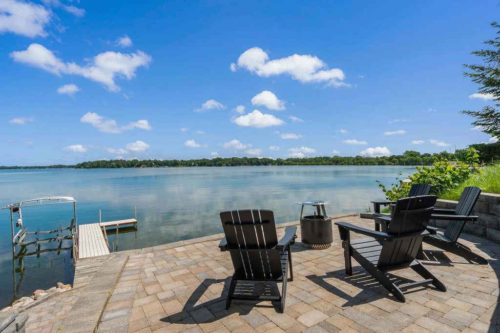Photo of 2503 S Le Homme Dieu Drive NE, Alexandria, MN 56308 (MLS # 7094429)
