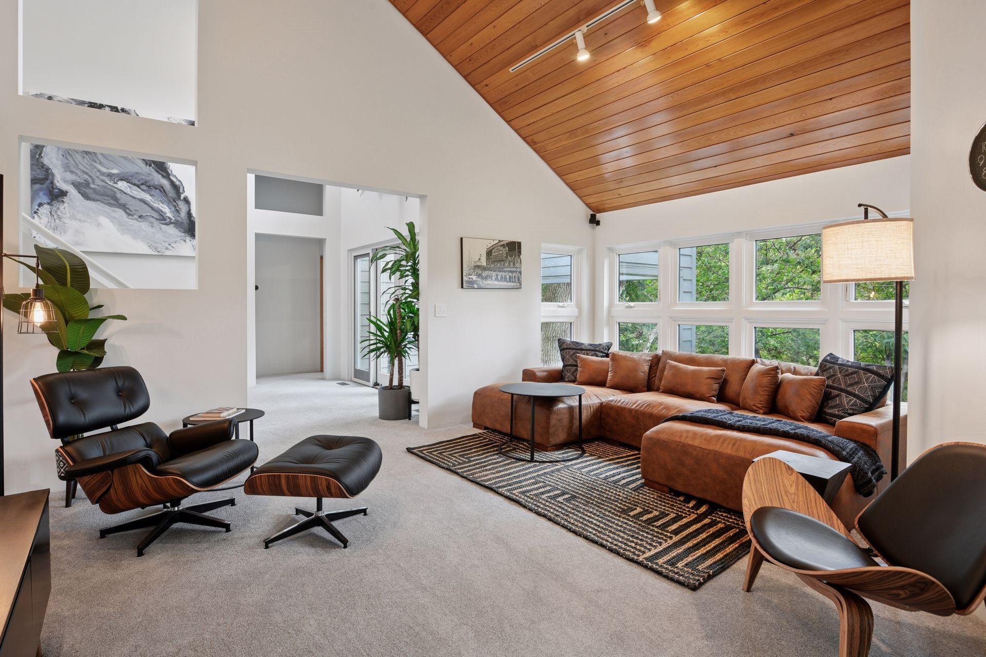 7000 Edgebrook Place