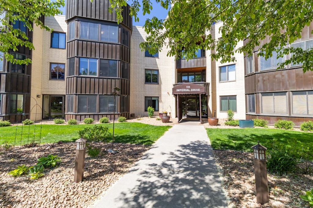 Photo of 111 Imperial Drive W #101, West Saint Paul, MN 55118 (MLS # 7074569)