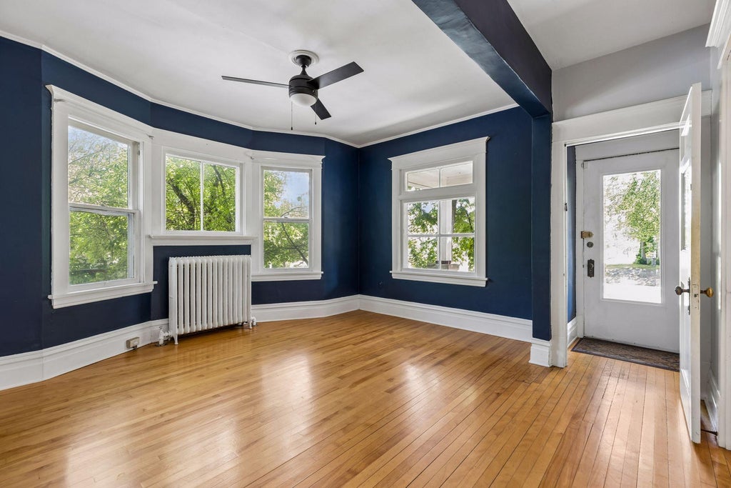 Photo of 3600 Pillsbury Avenue S, Minneapolis, MN 55409 (MLS # 7092038)