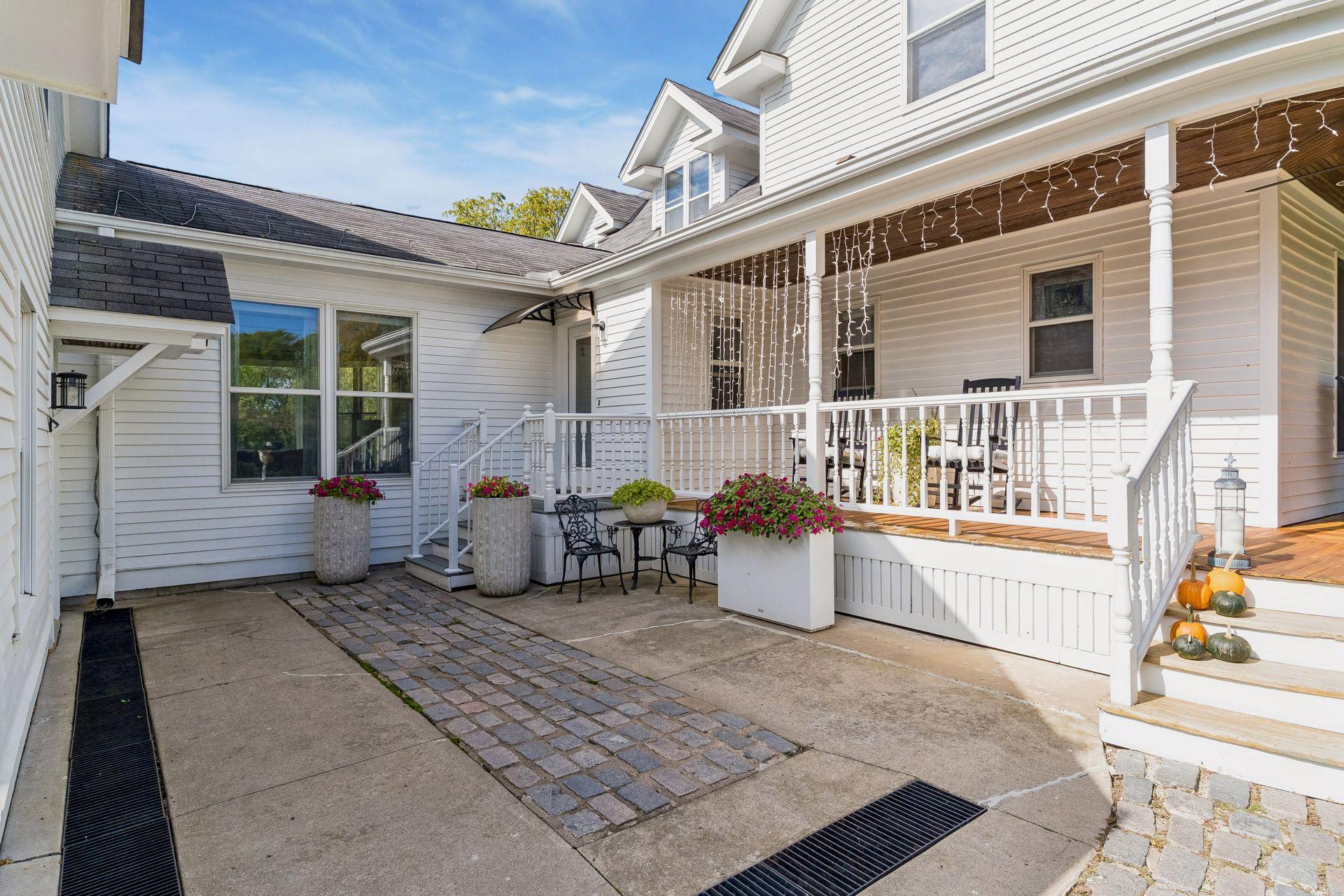 1901 4th Street N