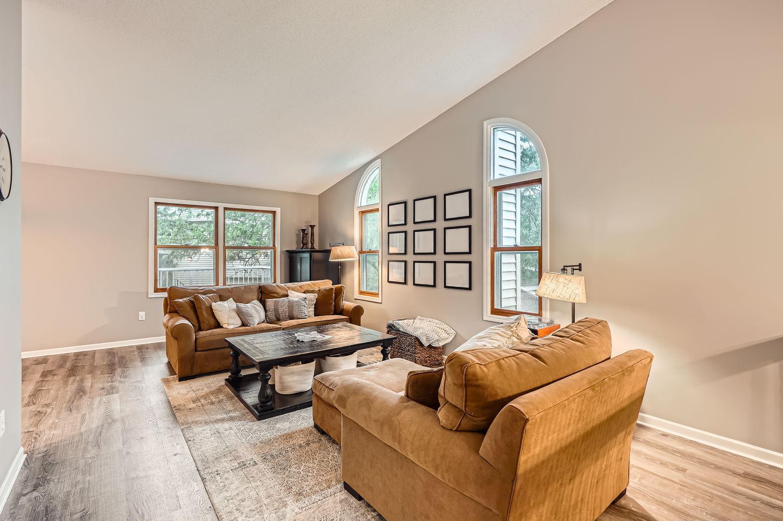 4271 Boulder Ridge Point